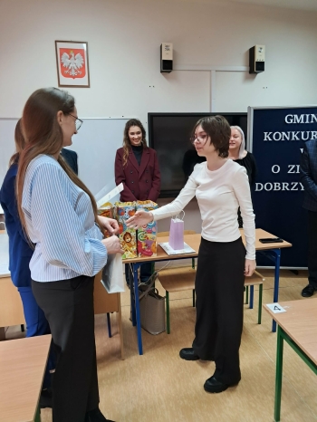 589711534_122129688392980716_6962550802420850618_n