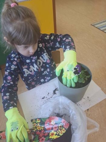 657160135_122150162282980716_5132726984890909474_n